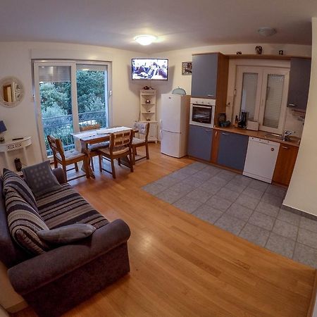 Apartments Car Kampor Rom bilde